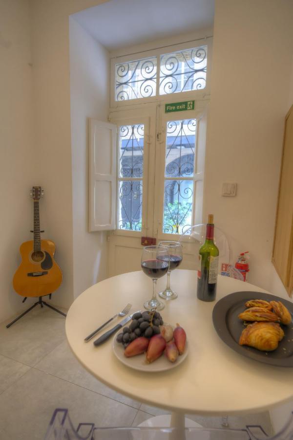 Cute And Modern Duplex Apartment In Ideal Location Rcas1-1 瓦莱塔 外观 照片